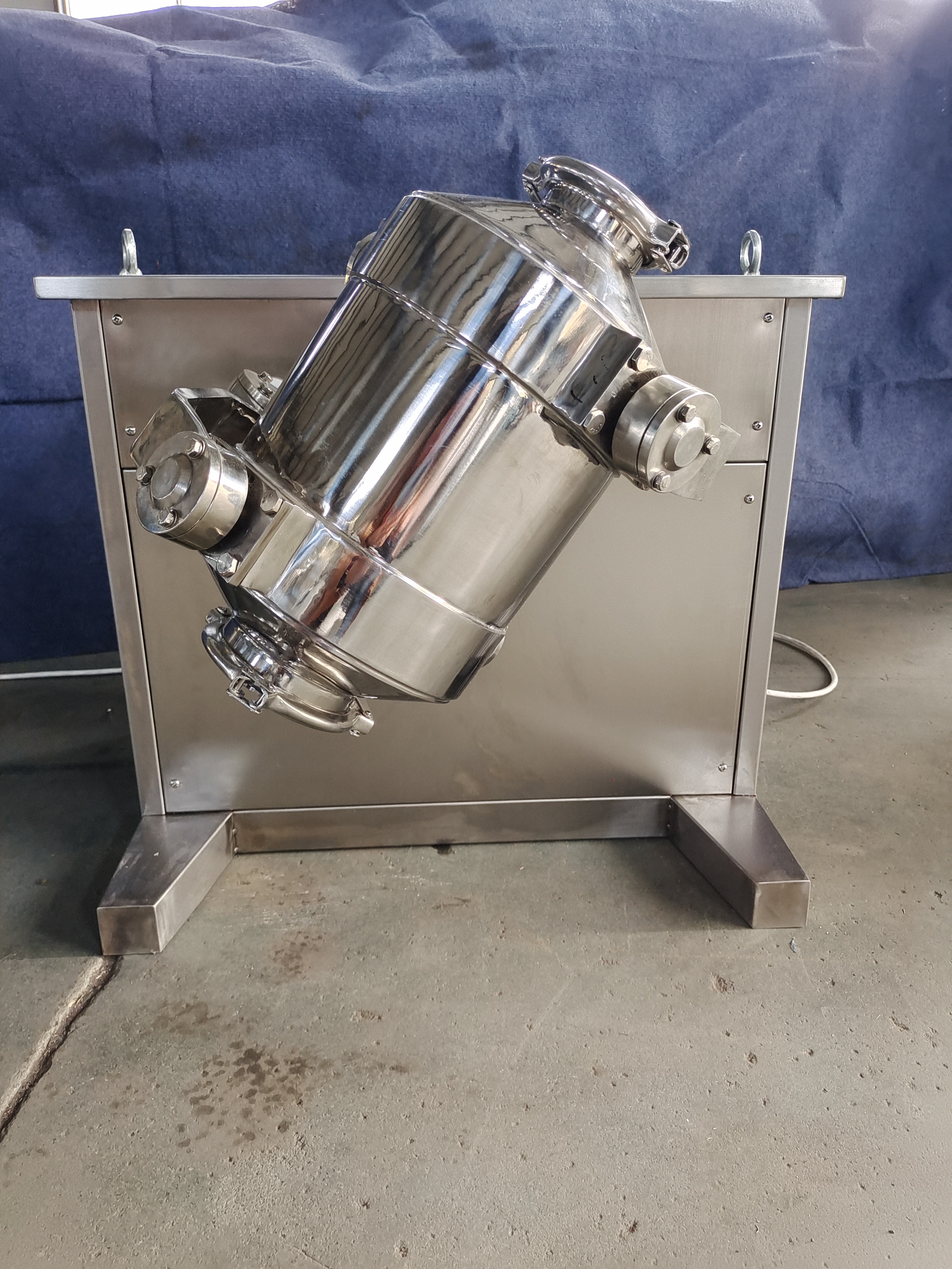 BSIT hot sale Three Dimension 3D Mixer for Pharmaceutical Chemical food industry 